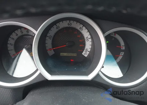 2011 Toyota Tacoma Base V6 z USA, uszkodzony, nr VIN 3TMLU4EN8BM066194